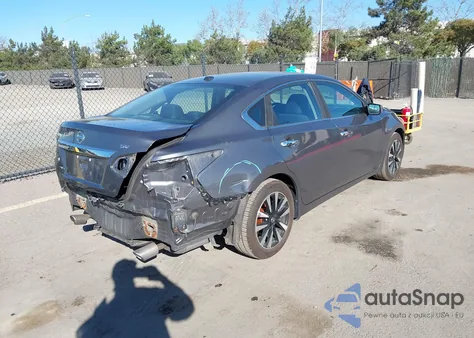 2018 Nissan Altima 2.5 Sv z USA, uszkodzony, nr VIN 1N4AL3AP1JC185660